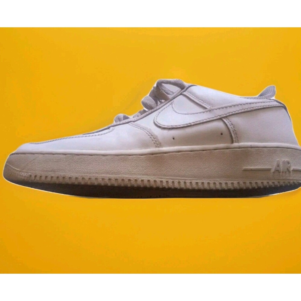 Nike Air Force 1 Sneakers AF1 Youth SZ 7Y  Women's 8.5 Men's 7 Great 4 Daily Use